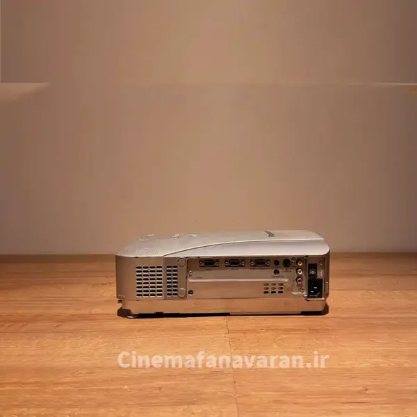 ویدئو پروژکتور استوک پاناسونیک PT-L720U