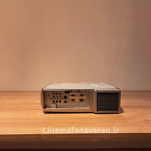 پورت‌های ویدئو پروژکتور استوک هیتاچی CP-X430W