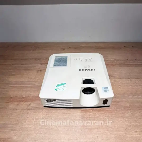 تصویری از بالای ویدئو ویدئو پروژکتور استوک هیتاچی ED-X42Z