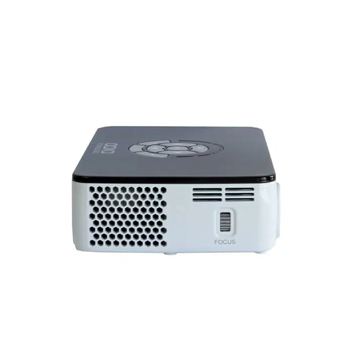 پروژکتور جیبی AAXA P300 در زاویه سه‌ربع