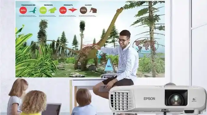 ویژگی‌های ویدئو پروژکتور اپسون EPSON EB-E01 